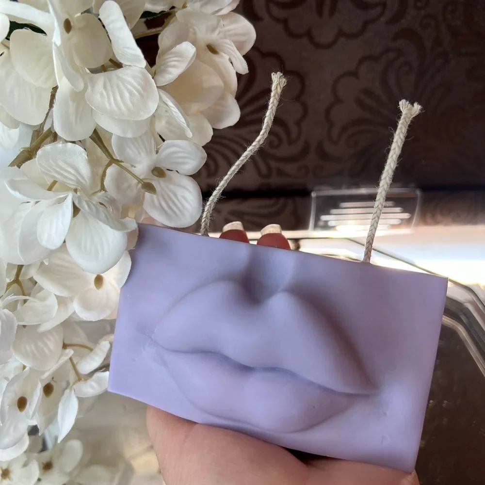 Purple Kiss Candle - Yuzu Blossom Scent